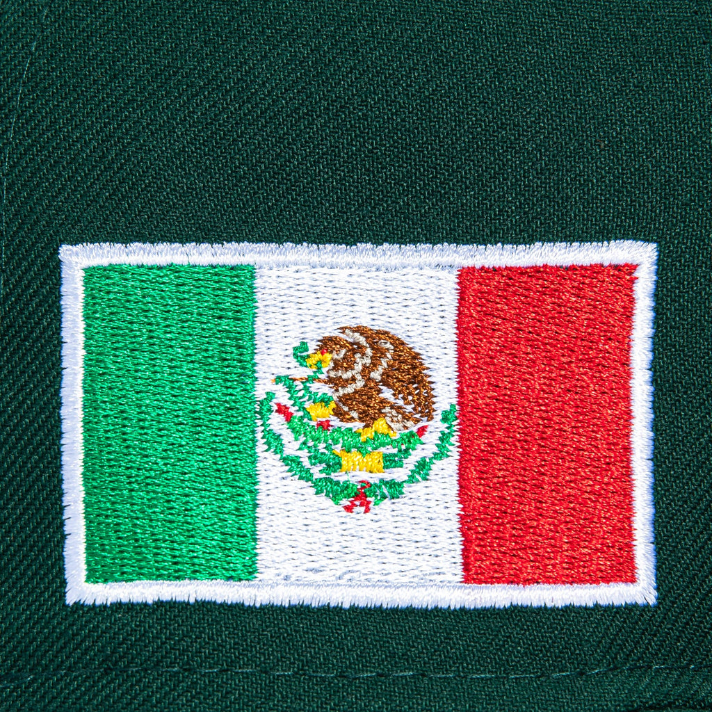 1   New Era 59Fifty Mexico World Baseball Classic Mexico Flag Patch Pink UV Hat - Green