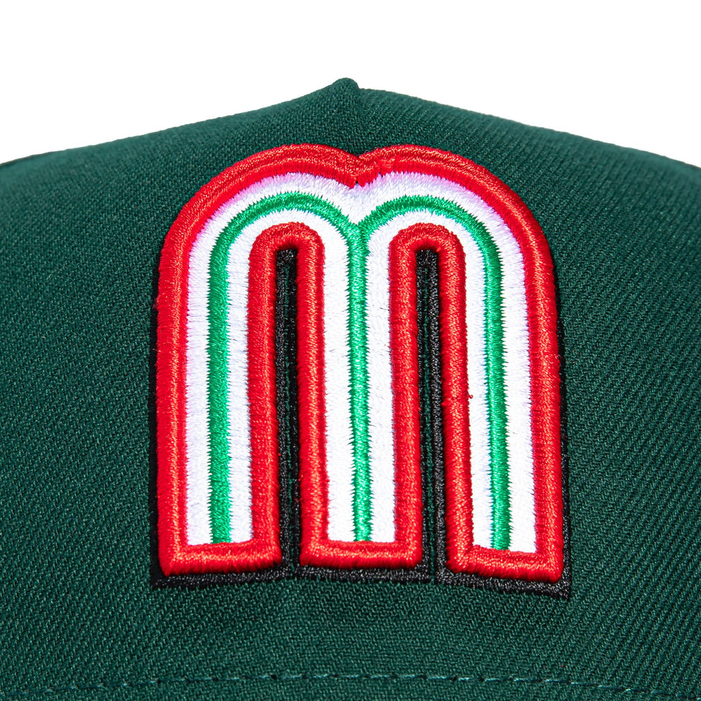 New Era 9Forty A-Frame Mexico World Baseball Classic Mexico Flag Patch Snapback Hat - Green, Cardinal
