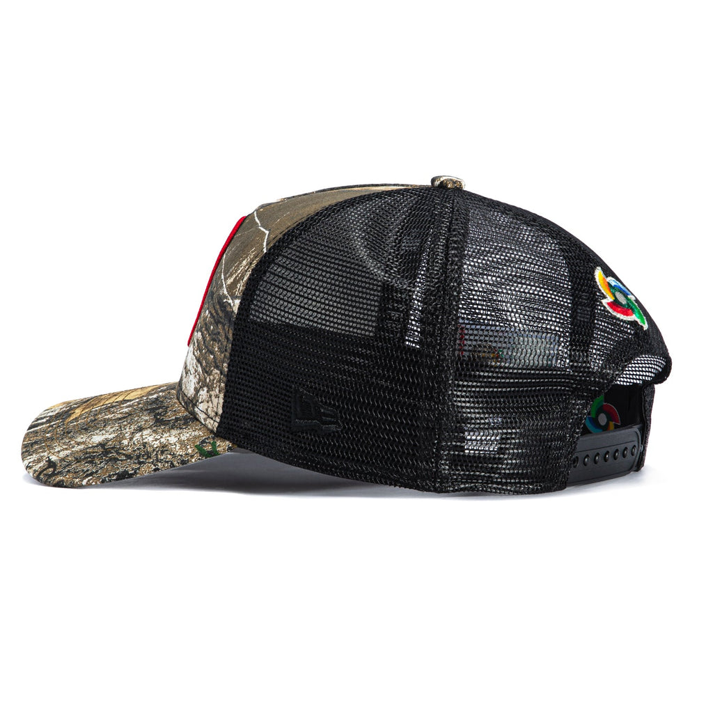 New Era 9Forty A-Frame Mexico World Baseball Classic Mexico Flag Patch Trucker Snapback Hat - Realtree, Black