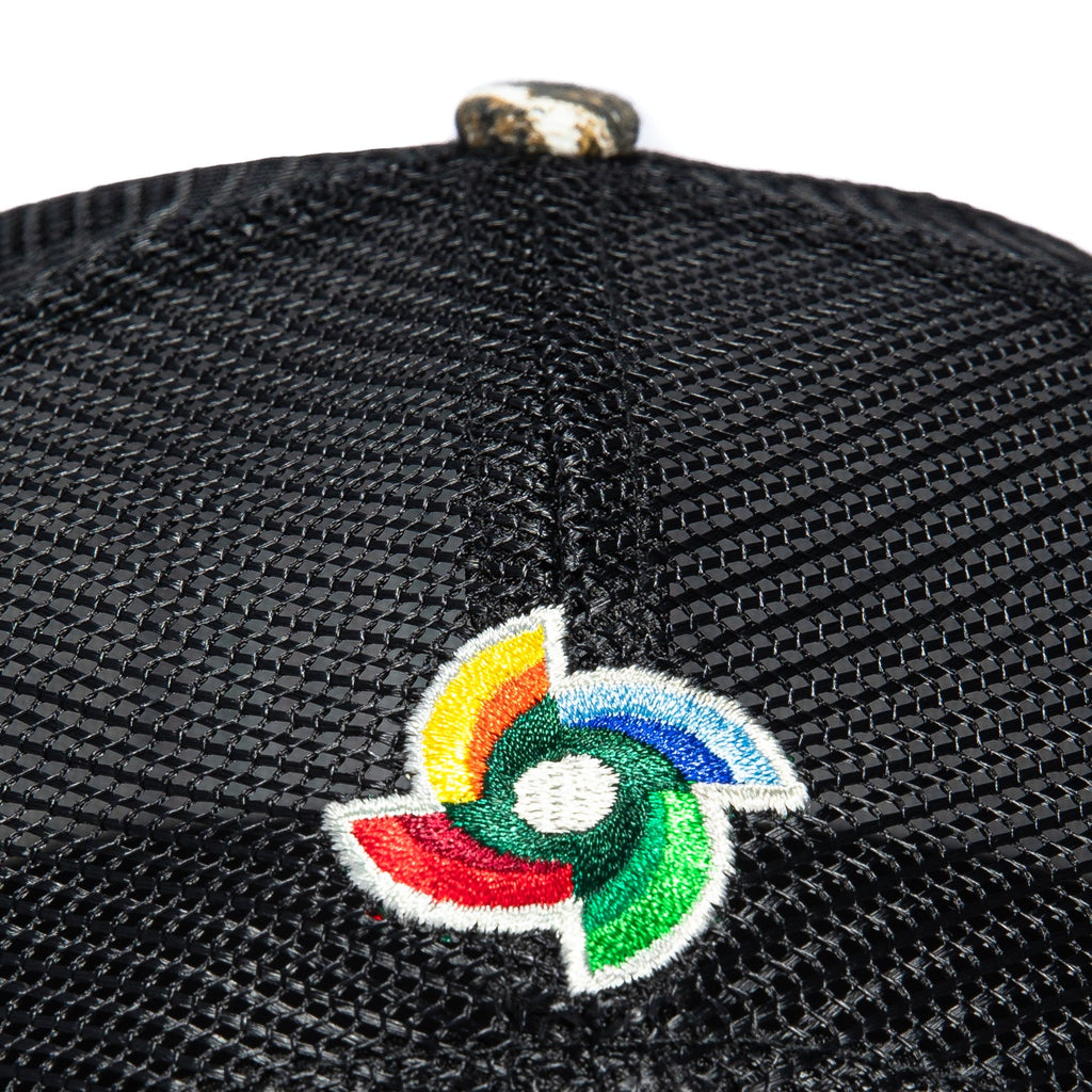 New Era 9Forty A-Frame Mexico World Baseball Classic Mexico Flag Patch Trucker Snapback Hat - Realtree, Black
