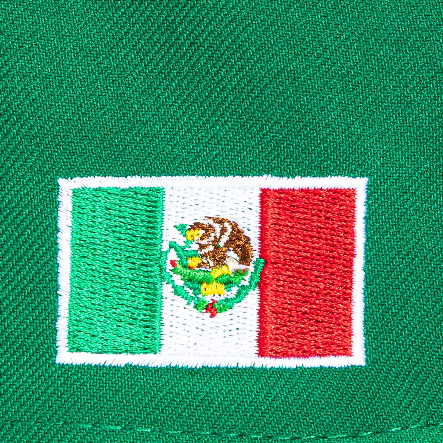 1    New Era 59Fifty Mexico El Tricolor Mexico Flag Patch Script Hat - Kelly Green