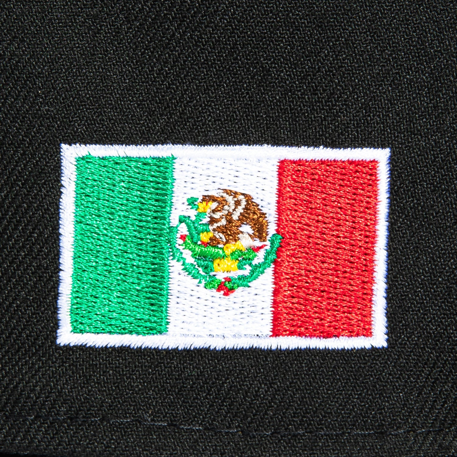 1     New Era 59Fifty Mexico El Tricolor Mexico Flag Patch Script Hat - Black, Brown