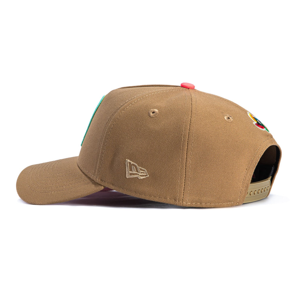 New Era 9Forty A-Frame Mexico World Baseball Classic Mexico Flag Patch Snapback Hat - Khaki, Mint, Metallic Gold