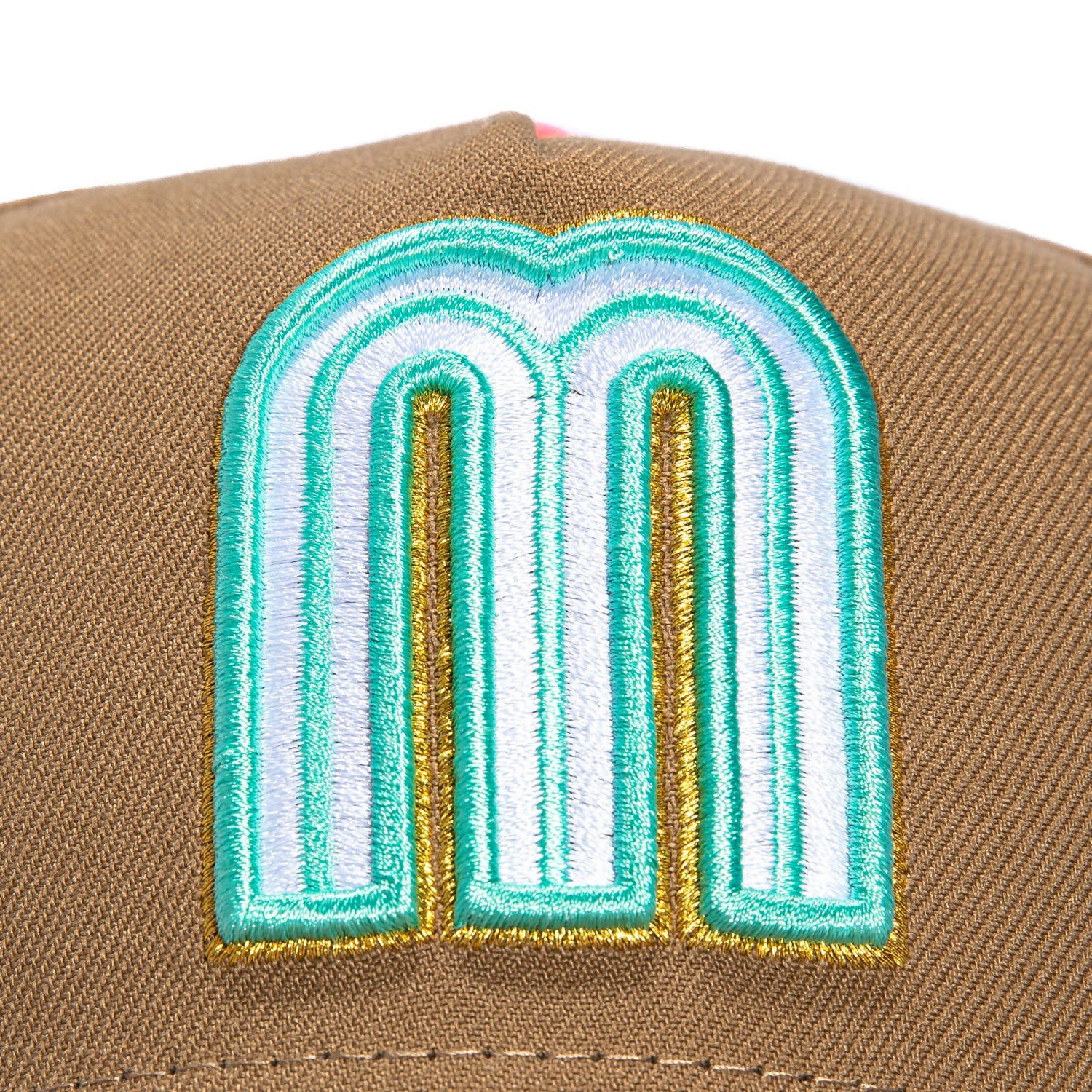 New Era 9Forty A-Frame Mexico World Baseball Classic Mexico Flag Patch Snapback Hat - Khaki, Mint, Metallic Gold