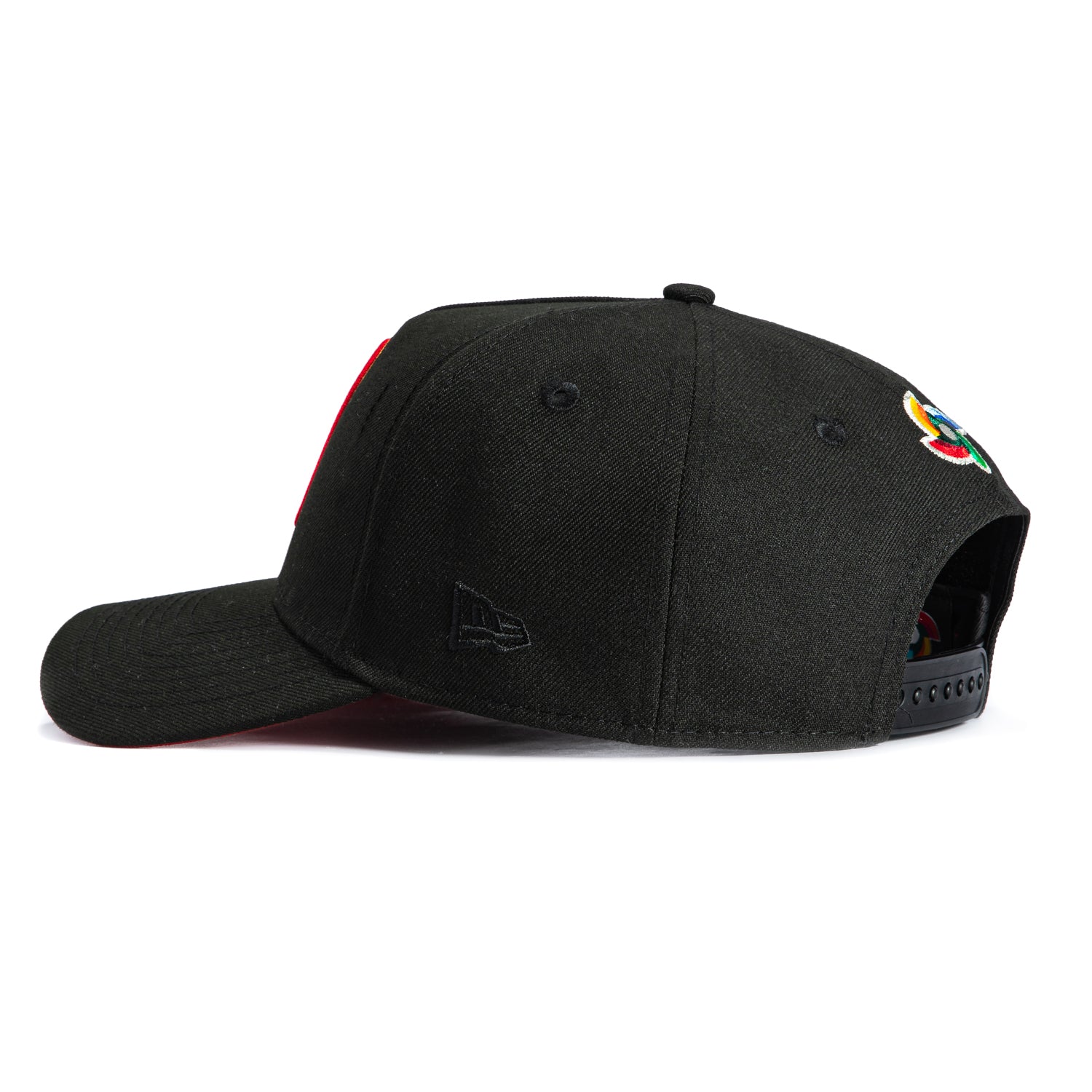 New Era 9Forty A-Frame Mexico World Baseball Classic Mexico Flag Patch Snapback Red UV Hat - Black