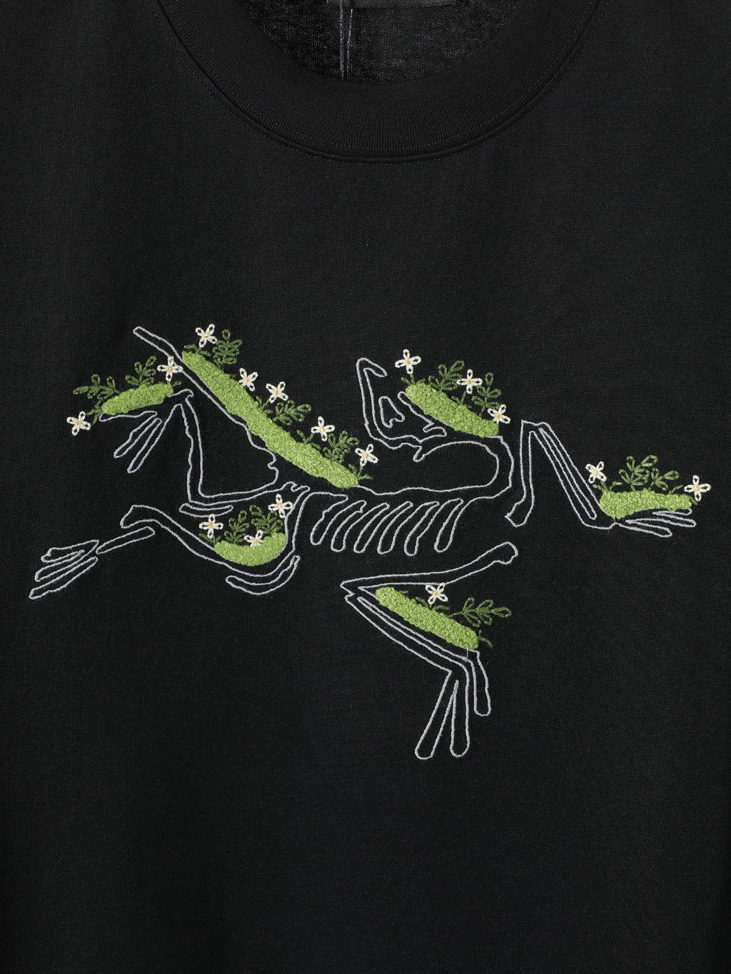 Arc'teryx Floral Embroidery Fossil‑Bird SS T‑Shirt